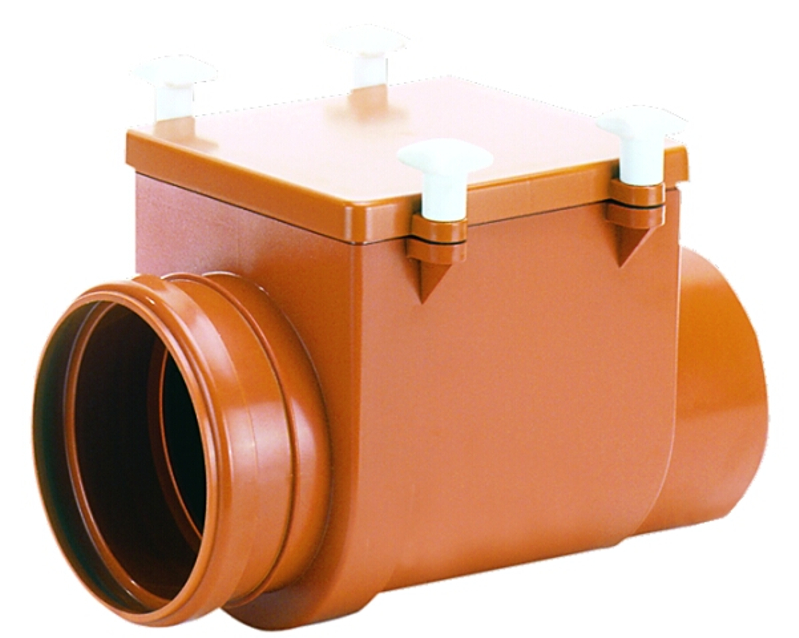 Automatická zpětná armatura proti vzduté vodě HL Hutterer & Lechner, DN160 s vyjímatelnou klapkou z nerezové oceli a krytem k čištění. Typ 0 dle ČSN13564