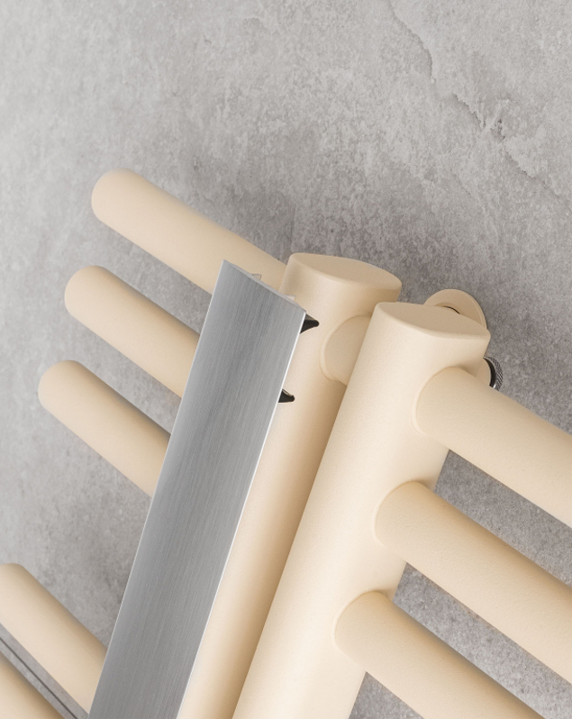 Těleso koupelnové PMH Kronos 600 x 1670 mm, 1016 W, středové připojení, Bílá lesklá RAL 9003