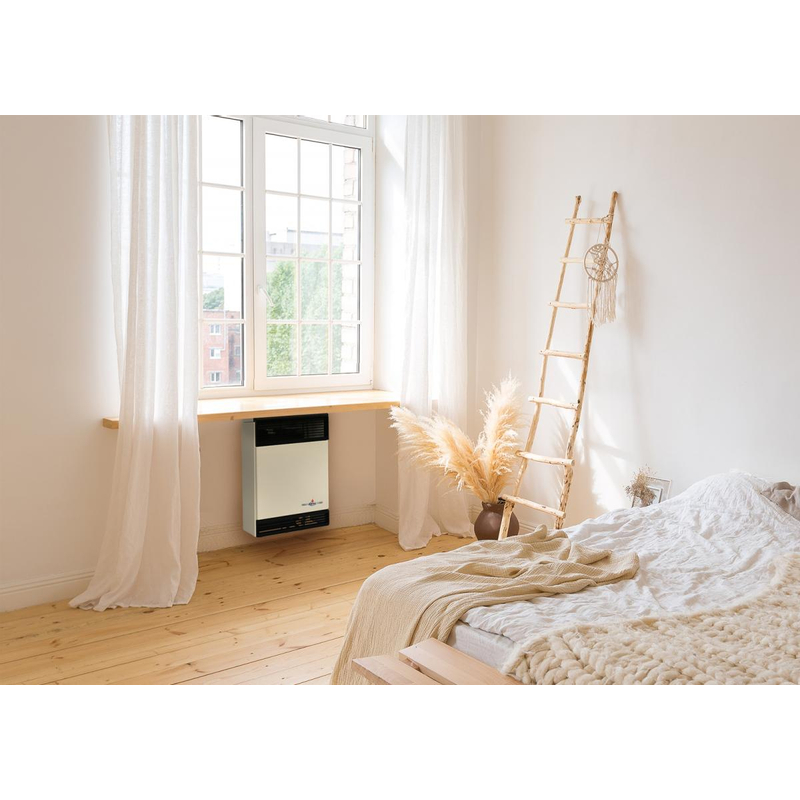 Plynové topidlo Karma Beta 3 Mechanik, o výkonu 3 kW, s odtahem spalin přes zeď a velmi jednoduchou obsluhou, slonová kost