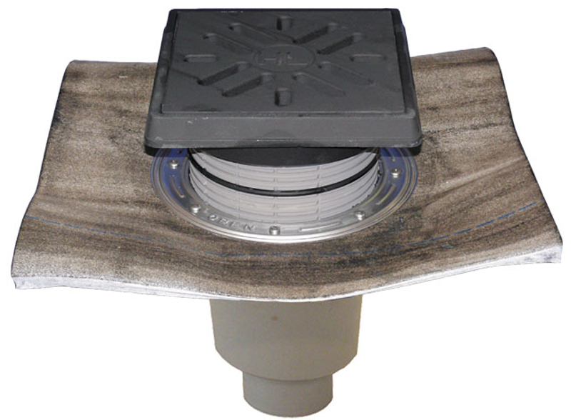 Velkokapacitní vpust HL Hutterer & Lechner, DN110 se svislým odtokem, ZU standardní - vodní, koš na nečistoty, s asfaltovou manžetou, litina 260x260mm/litina 226x226mm, M125