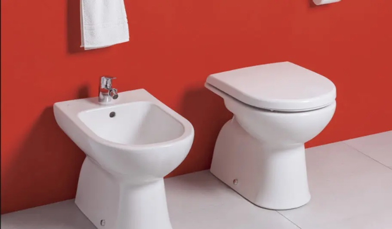 Klozet stojící Jika Lyra Plus hluboké splachování vodorovný odpad 36 x 47 cm bílá