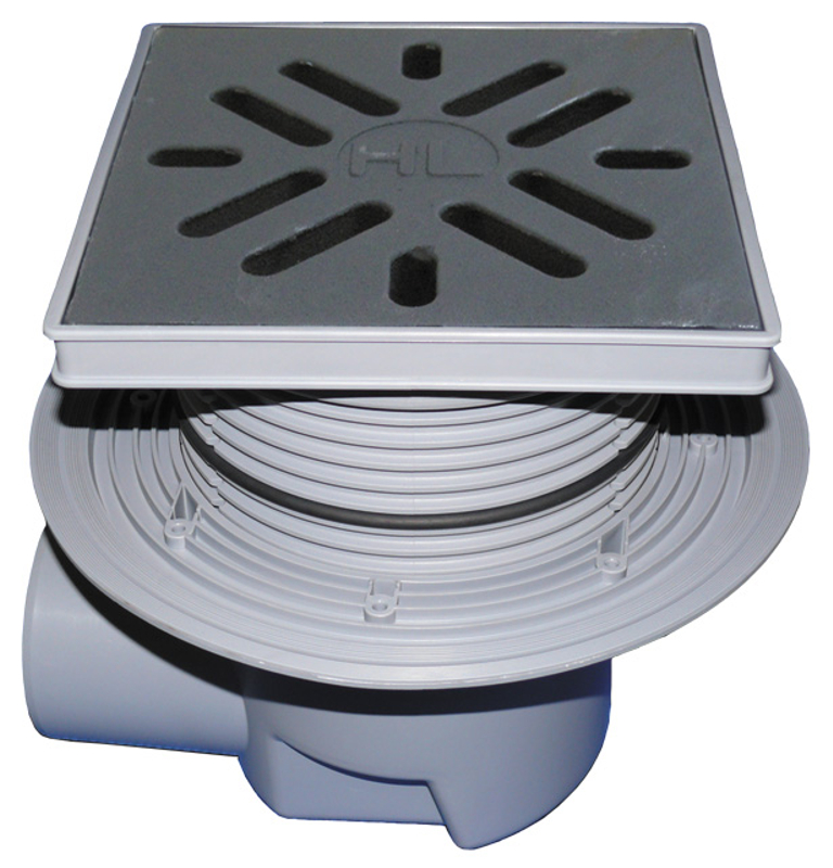 Velkokapacitní vpust HL Hutterer & Lechner, DN110 s ležatým odtokem, ZU standardní - vodní, koš na nečistoty, s izolační přírubou, plast 240x240mm/litina 226x226mm, L15