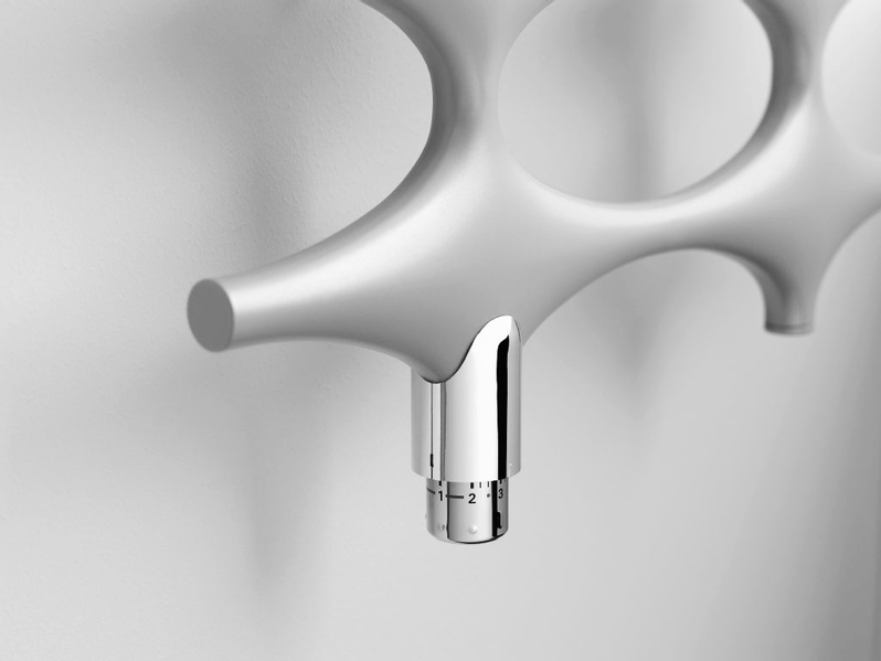 Těleso koupelnové designové Kermi Ideos-V 758 x 508 mm, 262 W, stříbrné