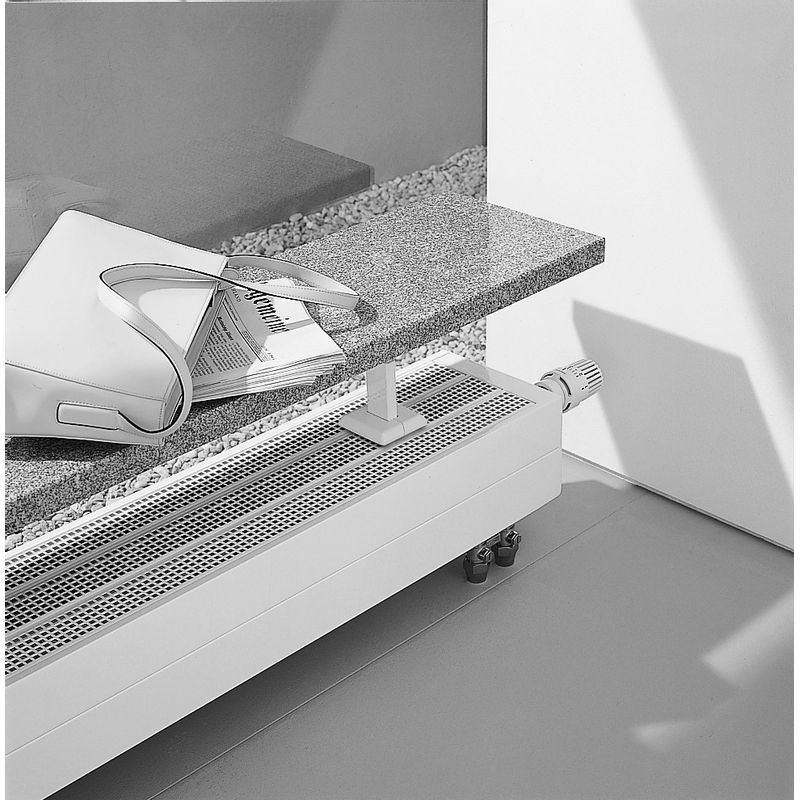 Konvektor Kermi KNV21 140 x 5000 mm, 2715W, bílá, s mřížkou, ventil vpravo (SOR)