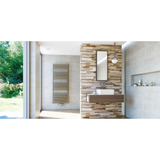 Těleso koupelnové trubkové Koralux Linear Comfort KLTM 900/750, výkon 579 W, středové připojení, barva black matt