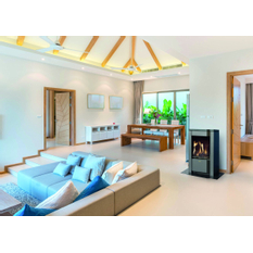 Volně stojící plynová krbová kamna Karma Intelligence ZP, s výkonem 5,0 kW, odtah spalin vyveden do komína, mastek