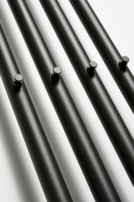 Těleso koupelnové PMH Rosendal 420 x 1500 mm, 376 W, klasické připojení, Černá pololesklá RAL 9017