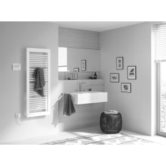 Těleso koupelnové trubkové elektrické Kermi Credo Plus-E 1429 x 550 mm, elektrosada WKS vlevo 800 W, stříbrné
