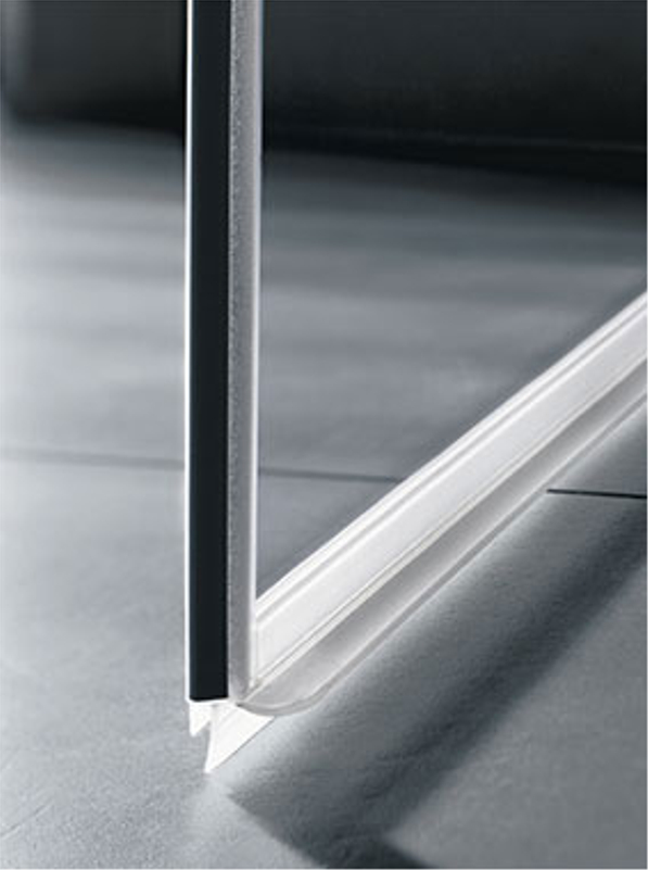 Pětiúhlý sprchový kout - kyvné dveře s pevnými poli Kermi Pega PEF53 stříbrná vysoký lesk, čiré ESG sklo 100 x 100 x 200 cm