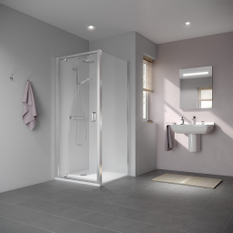 Dveře kyvné pivotové 1-křídle Kermi Stina STKOP stříbrné vysoký lesk, čiré ESG sklo s úpravou CLEAN 80 x 195 cm