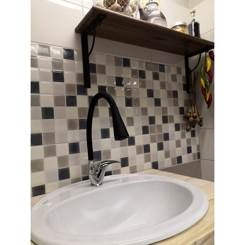 Vodovodní baterie dřezová s flexibilním ramínkem se sprchou SA006.5/13 Sázava, barva chrom/černá, rozměr 1/2˝, typ ručky SA006.5/13