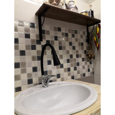 Vodovodní baterie dřezová s flexibilním ramínkem se sprchou SA006.5/13 Sázava, barva chrom/černá, rozměr 1/2˝, typ ručky SA006.5/13