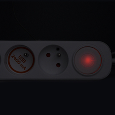 Solight 5z prodlužovací přívod s USB A+C nabíječkou 2.4A, 3m, 3 x 1mm2, bílý, vypínač