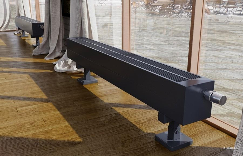 Konvektor Isan Exact K22, 140 x 5800 mm, 4839 W, připojení AD, na zem, s lineární mřížkou, bílá