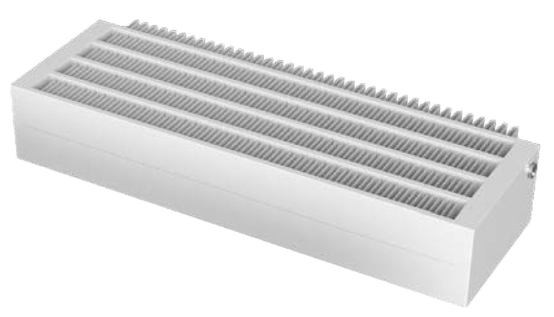 Konvektor Isan Exact K55, 140 x 5800 mm, 12331 W, připojení AD, na zem, s lineární mřížkou, bílá