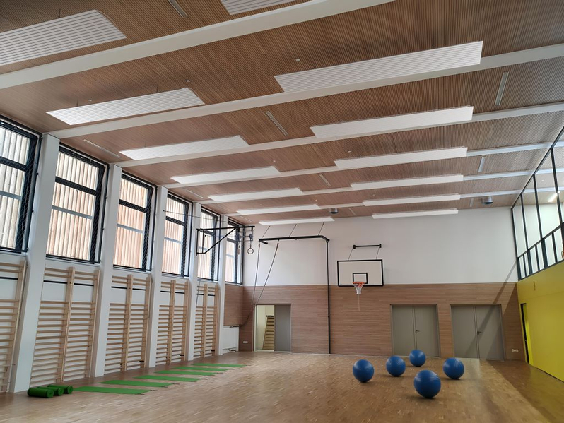 Panel stropní Isan Sofito 721 x 5200 mm, 3713 W, 6 profilů, bílá