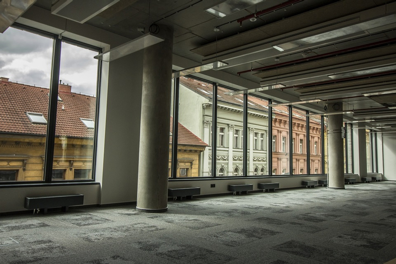 Konvektor samostojný Isan Ecolite Cube 200 x 138 x 600 mm, 342 W, připojení vpravo, bílá