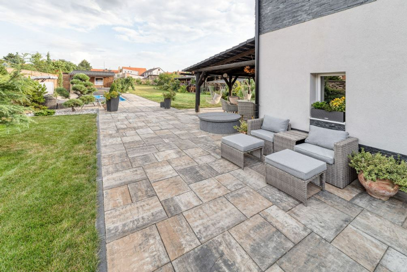 Dlažba betonová Best Altea výška 6 cm, antico UV colormix arabica