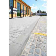 Obrubník silniční betonový Best Kerbo, výška 30 cm, délka 50 cm, přírodní betonová