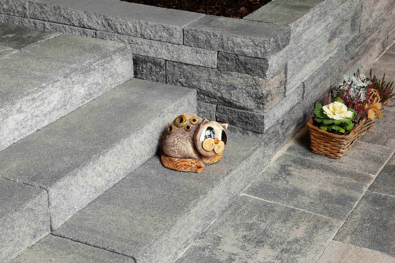 Schod betonový Best Stone výška 16 cm, délka 100 cm, colormix brilant