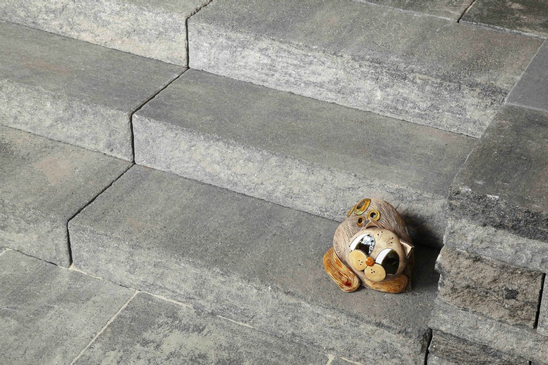 Schod betonový Best Stone výška 16 cm, délka 100 cm, colormix brilant