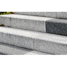 Schodišťový stupeň Ferobet, 100 x 30 x 6 cm, Oblázek 8-16 mm