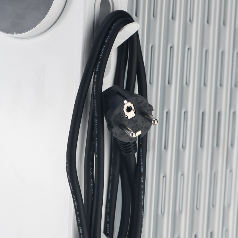 Olejový radiátor Midea MNY231120MR, 11 žeber, 1000 - 2300 W, bílá 