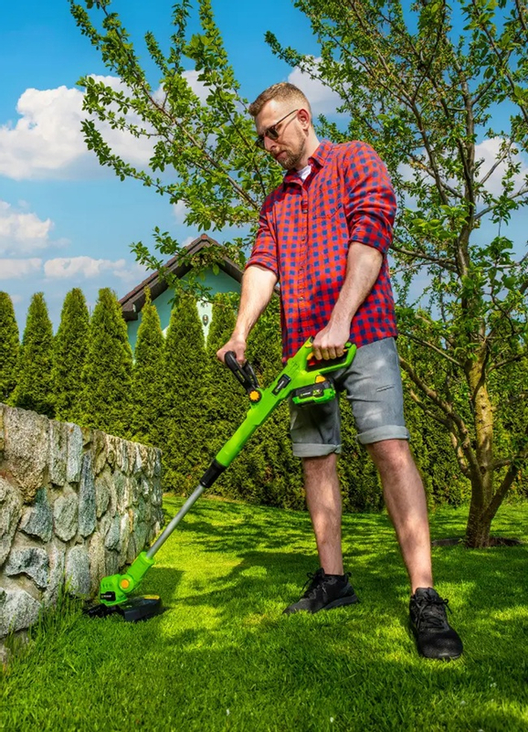 Strunová akumulátorová sekačka Fieldmann FZS 70105-0 (bez akumulátoru)