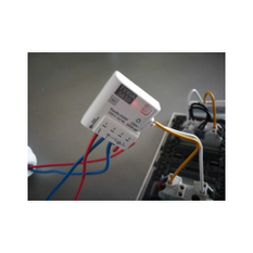 1-kanálový přijímač (ON/OFF) Delta Dore Tyxia 5610, primárně určený pro ovládání osvětlení