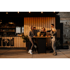 Venkovní plynové ohniště Karma Ruben Party, čtvercové, barové provedení, robustní podstavec z lakovaného kovu, dřevěná deska z masivu