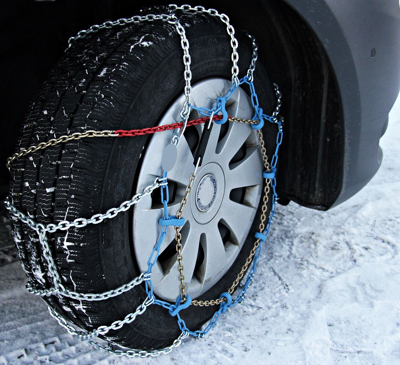 snow-chains-3029596_1280.jpg